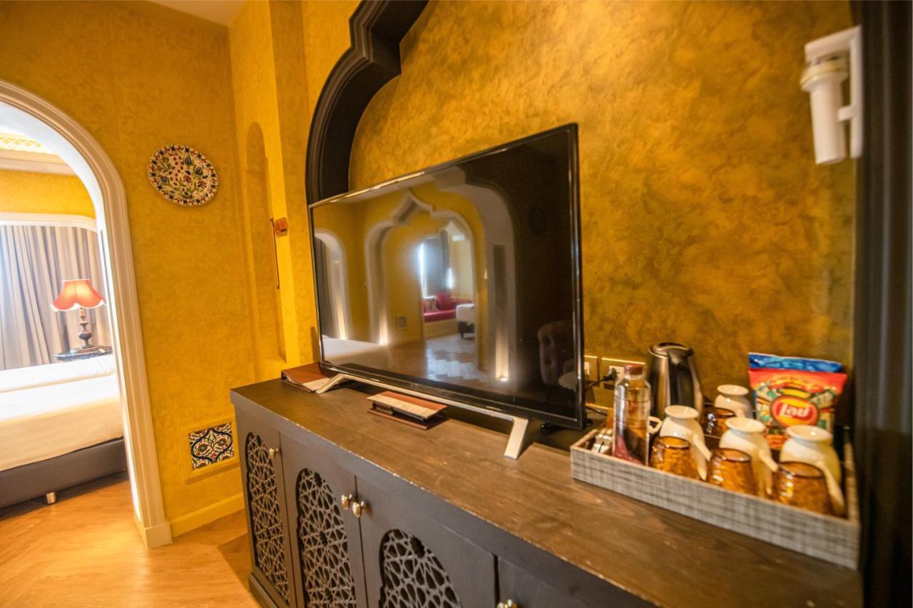 Amman Unique Hotel Удон Тани Екстериор снимка